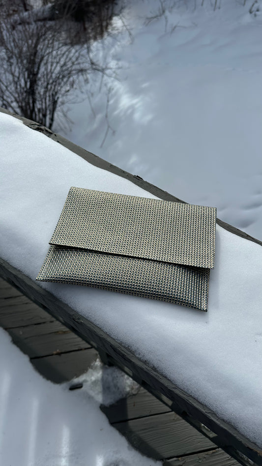 Eleanor Specialty Style Clutch