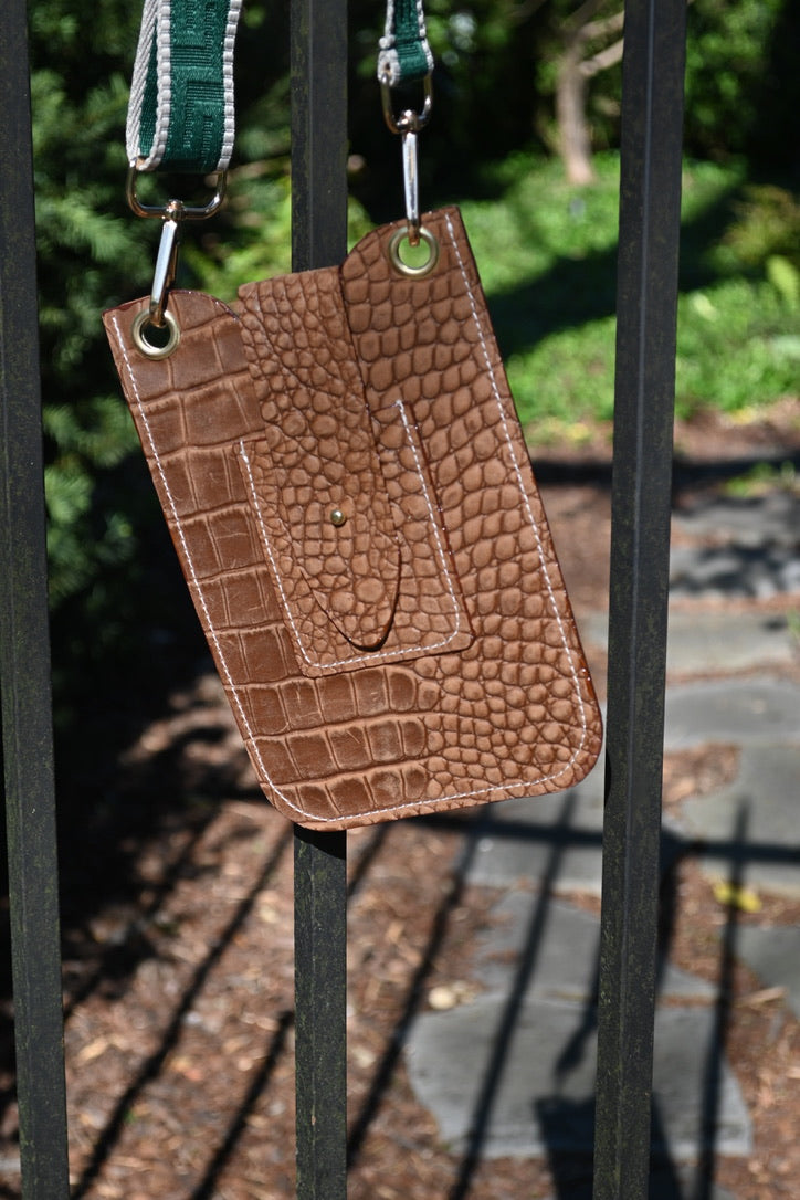Classic Style Phone Pouch Crossbody in Brown Alligator