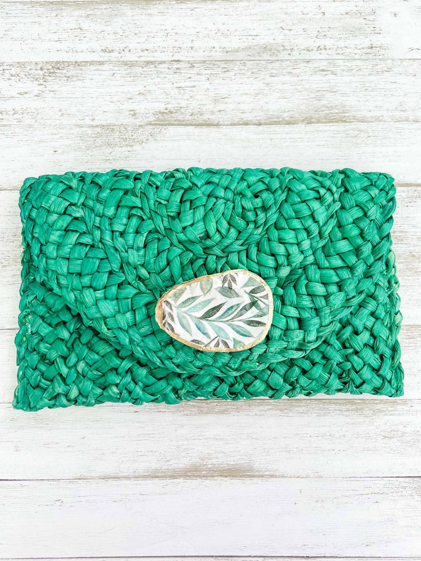Oyster Botanical Shell Clutch in Green