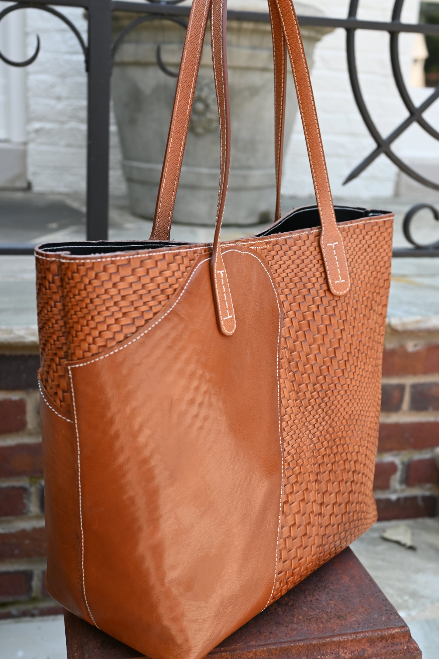 Mary Style Tote Bag in Two Tone Weaved Brown