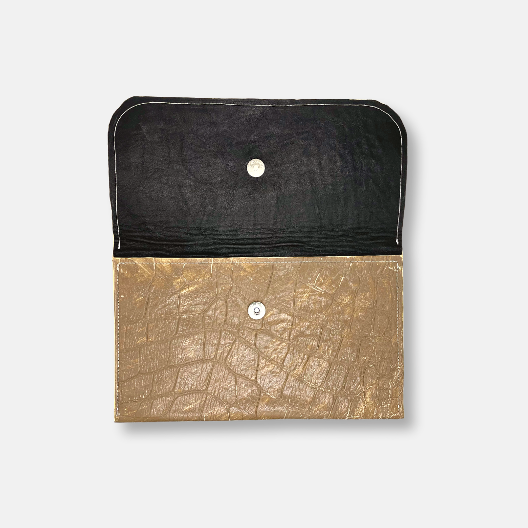 Spring Larkspur Style Clutch in Brushed Tan with Agate Stone