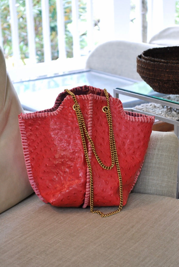 St. Clair Bucket Bag in Hot Pink