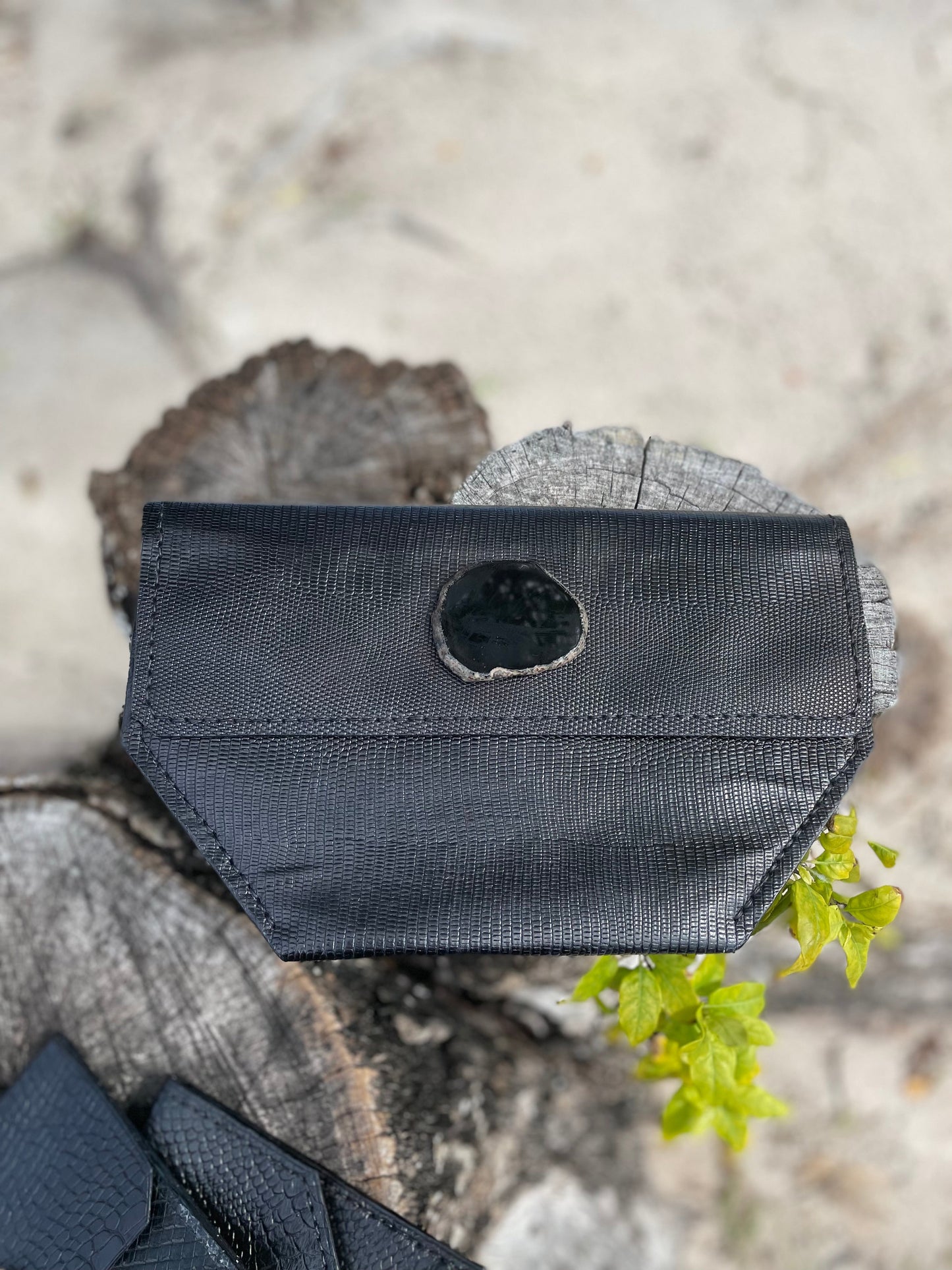Wilma Style Clutch in Black with Agate Stone